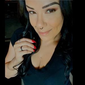 Meet your Posher, Crystal